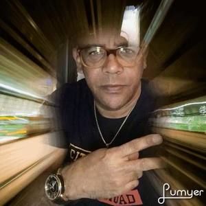 Meet your Posher, Victor